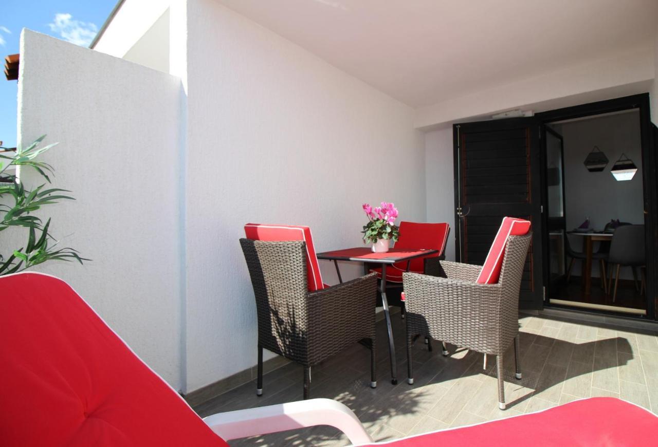 Apartments Vista โปเรช ภายนอก รูปภาพ