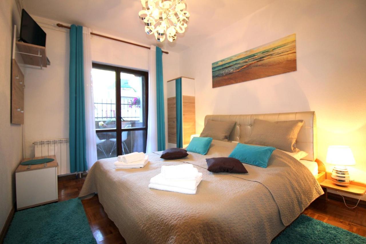 Apartments Vista โปเรช ภายนอก รูปภาพ